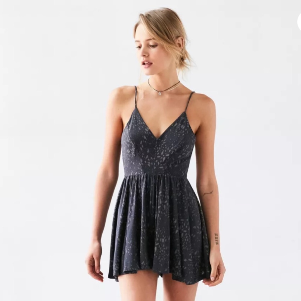 Silence + Noise Vanessa Cupro Gray Romper